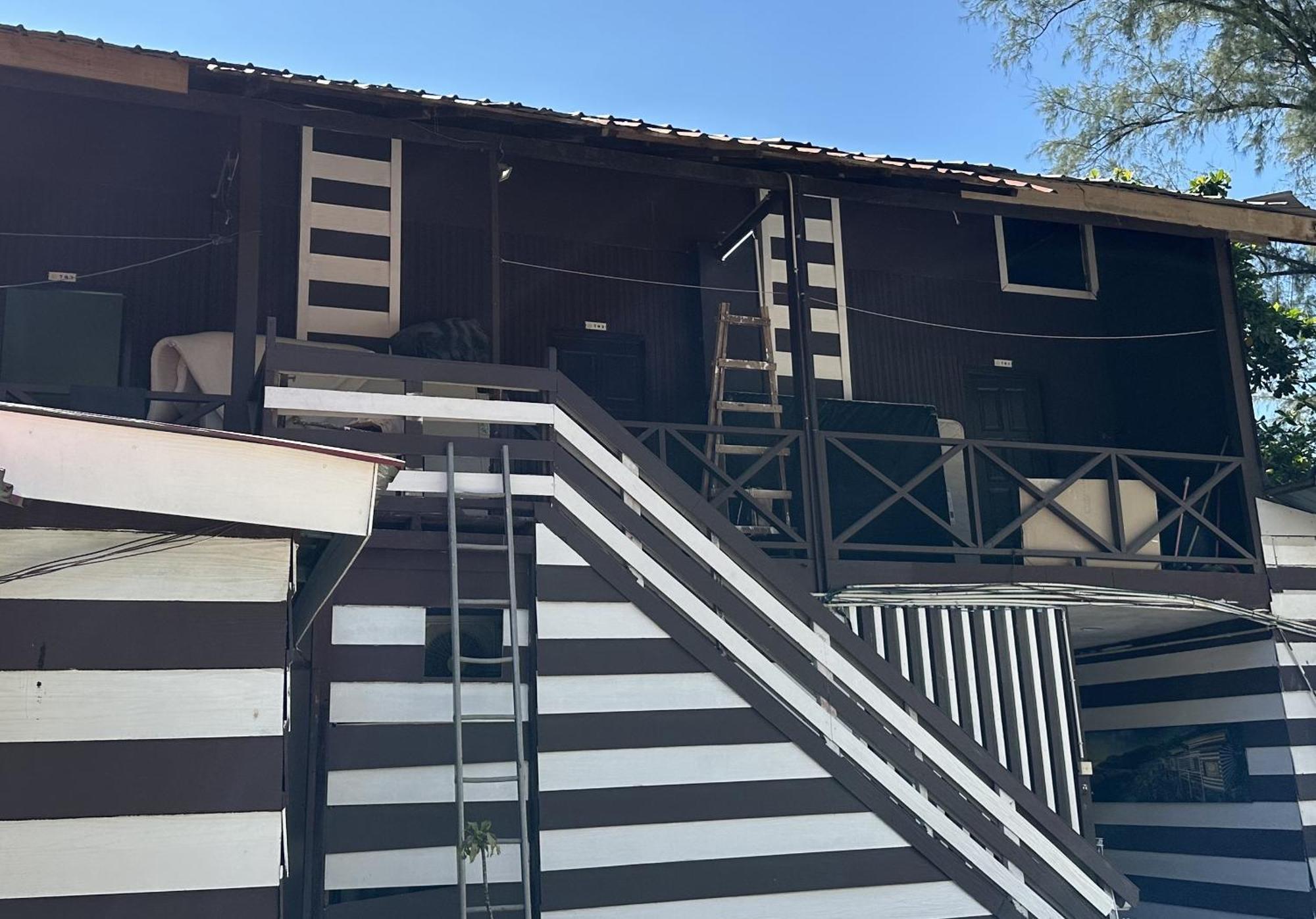 The Barat Perhentian Kampong Pasir Hantu Exterior foto