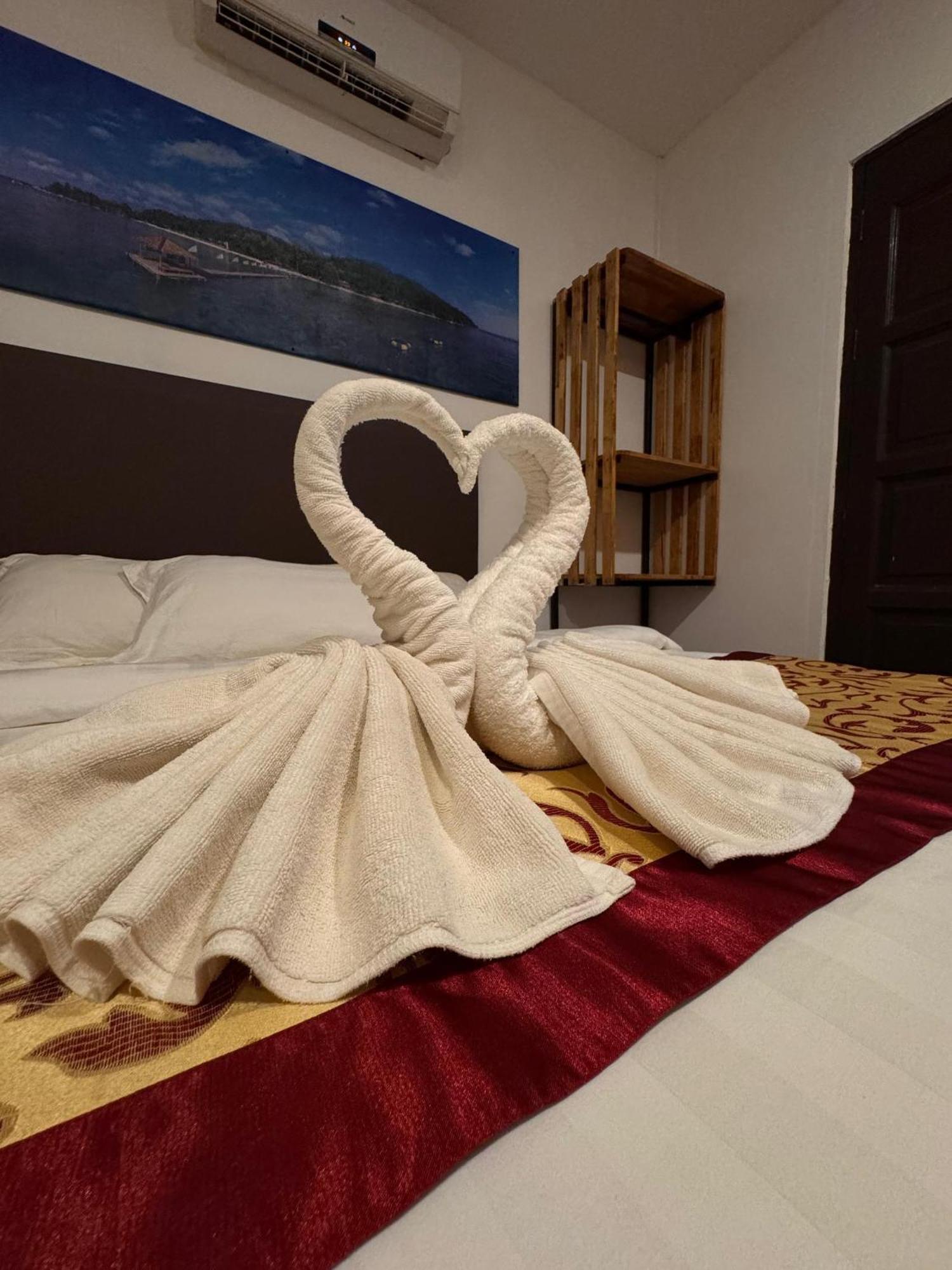 The Barat Perhentian Kampong Pasir Hantu Exterior foto